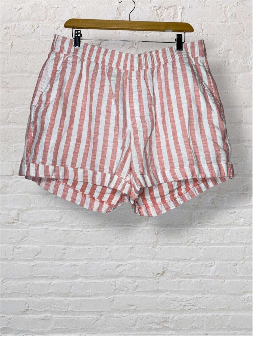Old Navy High-Rise Striped Linen-Cotton Short Red White Coastal Grandma Nautical